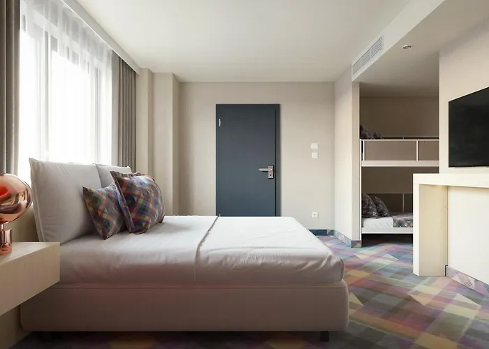 Science Hotel